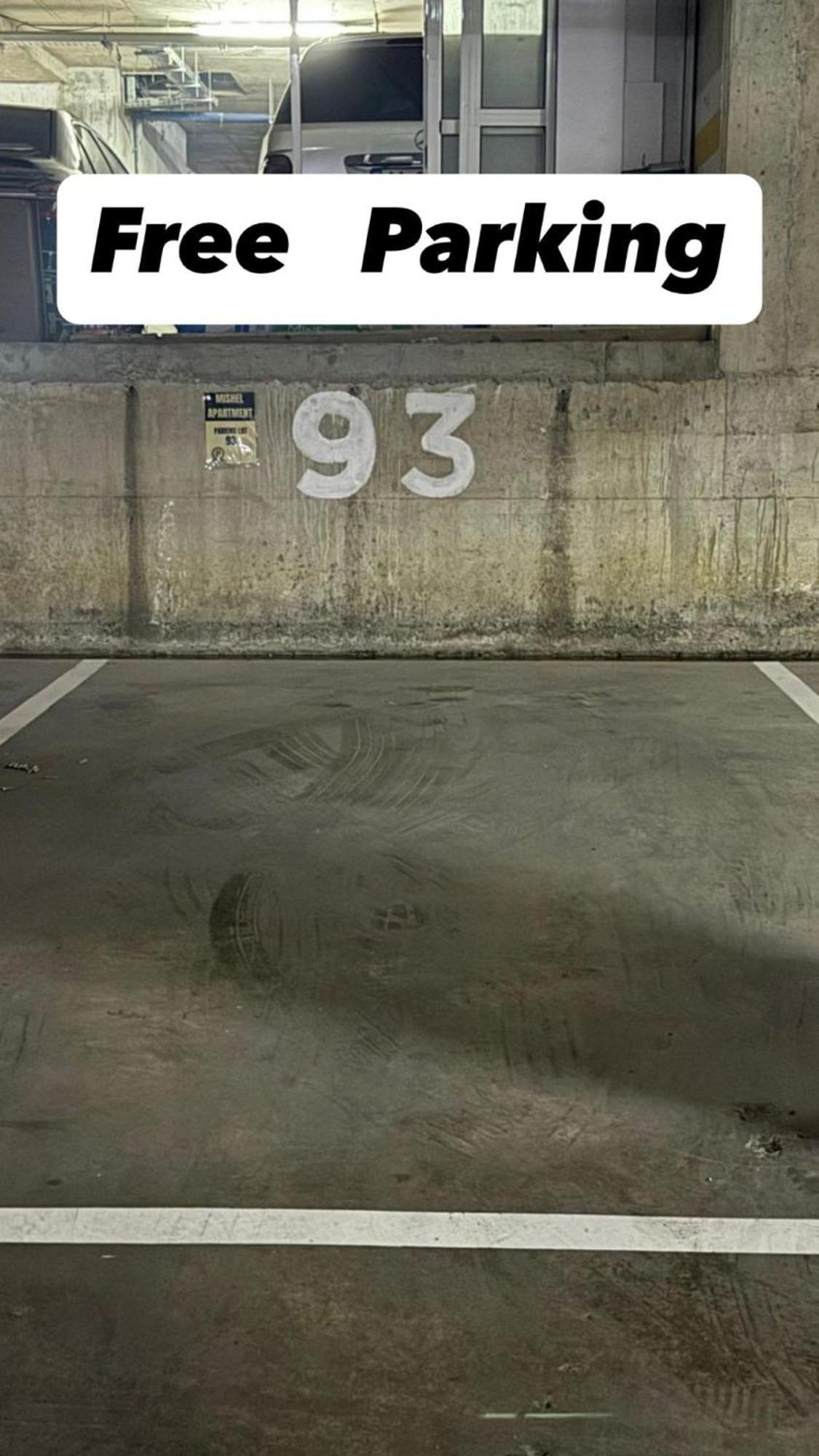 Free Parking Sudio Tirana Appartement Buitenkant foto